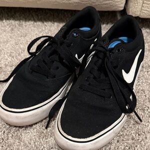Kid’s Nike shoes